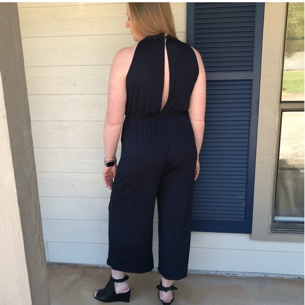 NWT Boutique Navy Cropped Jumpsuit | Size Medium - Picture 5 of 5